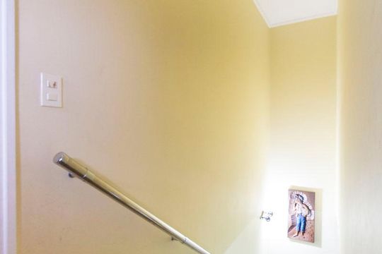 Escada de casa à venda com 3 quartos, 146m² em Indianópolis, São Paulo