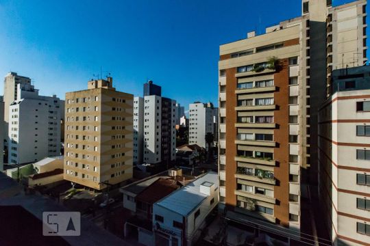 Vista da Sala de apartamento à venda com 2 quartos, 85m² em Bosque, Campinas