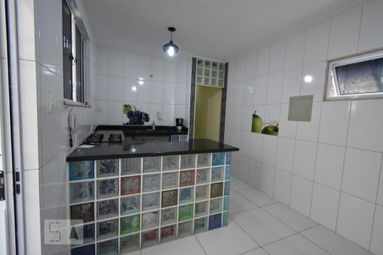 Cozinha  de apartamento à venda com 3 quartos, 177m² em Centro, Niterói