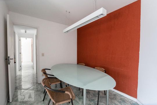 Sala de apartamento à venda com 3 quartos, 110m² em Barra da Tijuca, Rio de Janeiro