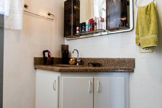 Banheiro Social de apartamento à venda com 2 quartos, 90m² em Cidade Nova, Belo Horizonte