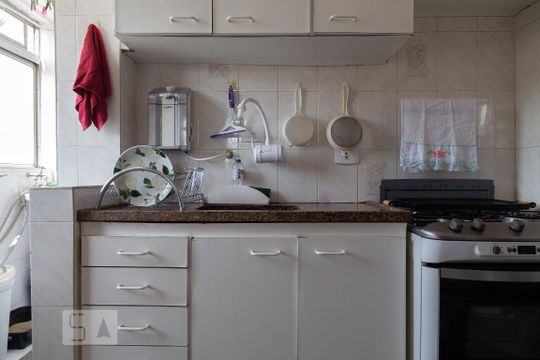 Cozinha de apartamento à venda com 2 quartos, 65m² em Jardim da Glória, São Paulo