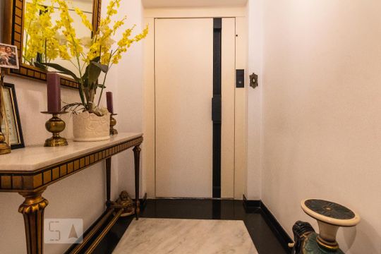 Hall de Entrada de apartamento para alugar com 4 quartos, 208m² em Campo Belo, São Paulo