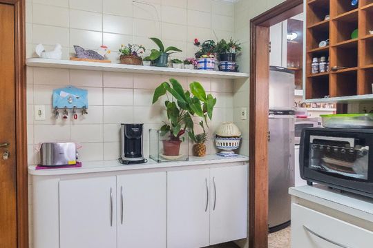 Área de Serviço de apartamento para alugar com 4 quartos, 208m² em Campo Belo, São Paulo