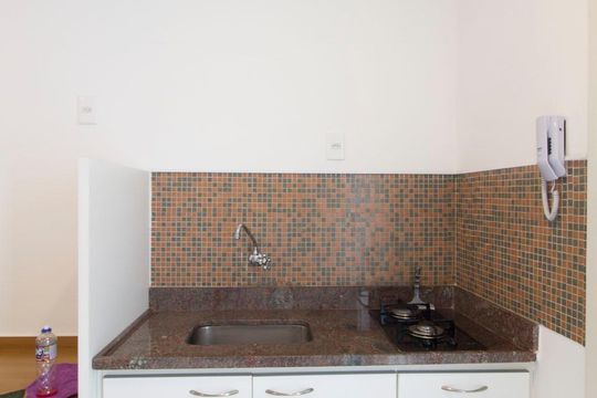Cozinha de kitnet/studio para alugar com 1 quarto, 30m² em Centro, Belo Horizonte