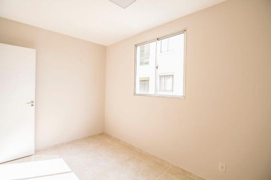 Quarto 02 de apartamento para alugar com 3 quartos, 92m² em Santa Efigênia, Belo Horizonte