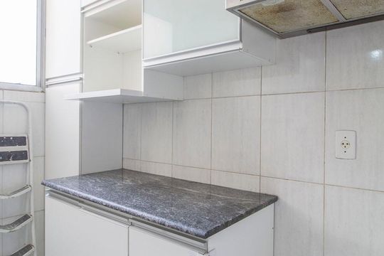 Cozinha de apartamento para alugar com 3 quartos, 92m² em Santa Efigênia, Belo Horizonte