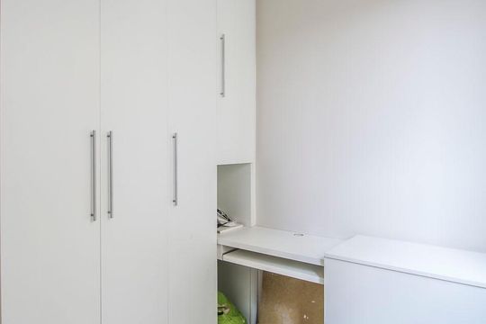 Quarto 01 de apartamento para alugar com 3 quartos, 92m² em Santa Efigênia, Belo Horizonte