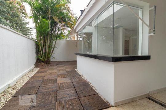 Quintal de casa de condomínio à venda com 4 quartos, 260m² em Chácara Monte Alegre, São Paulo