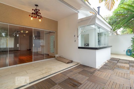 Quintal de casa de condomínio à venda com 4 quartos, 260m² em Chácara Monte Alegre, São Paulo