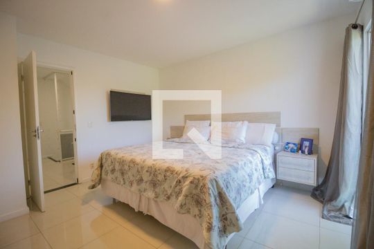 Quarto 3 de casa à venda com 3 quartos, 240m² em Tanque, Rio de Janeiro
