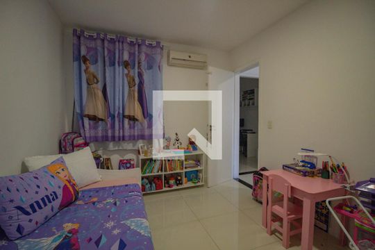 Quarto 1 de casa à venda com 3 quartos, 240m² em Tanque, Rio de Janeiro