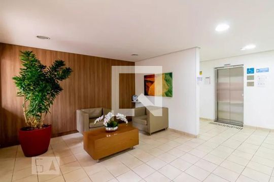 Hall de Entrada de apartamento à venda com 2 quartos, 46m² em Vila Califórnia, São Paulo