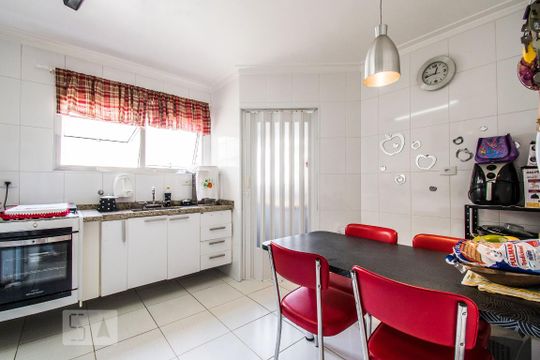 Cozinha de apartamento à venda com 3 quartos, 74m² em Vila Monumento, São Paulo