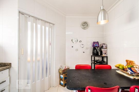 Cozinha de apartamento à venda com 3 quartos, 74m² em Vila Monumento, São Paulo