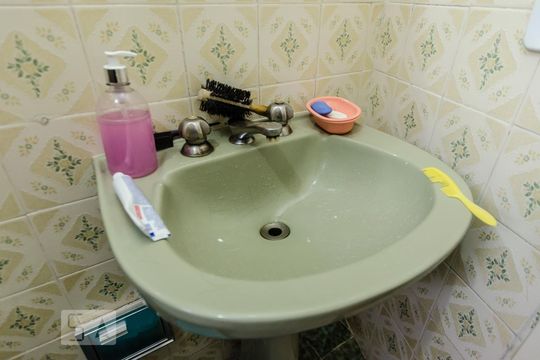 Banheiro de casa para alugar com 4 quartos, 160m² em Jardim Peri Peri, São Paulo