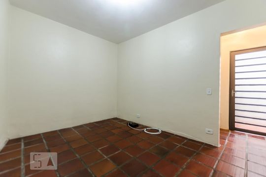 Quarto de serviço de casa para alugar com 4 quartos, 160m² em Jardim Peri Peri, São Paulo