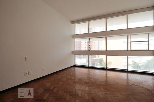 Suíte  de apartamento à venda com 3 quartos, 147m² em Funcionários, Belo Horizonte