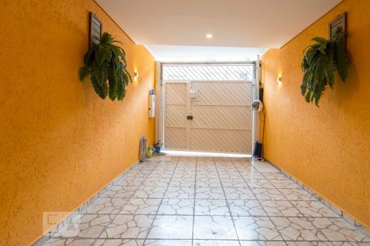 Garagem de casa à venda com 6 quartos, 400m² em Chácara Nossa Senhora Aparecida, São Paulo