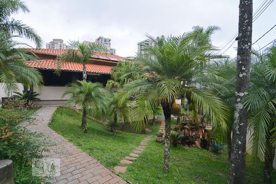 Casa à venda com 6 quartos, 760m² em Belvedere, Belo Horizonte
