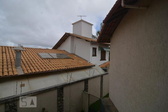 Vista de casa à venda com 6 quartos, 760m² em Belvedere, Belo Horizonte