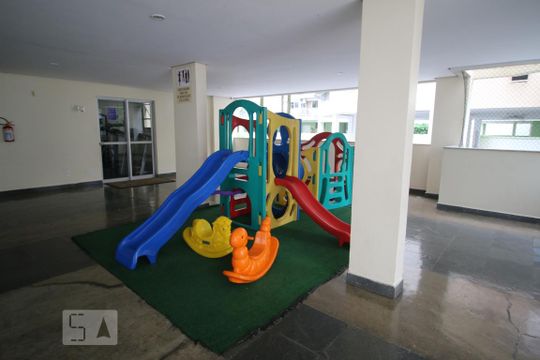Playground de apartamento para alugar com 3 quartos, 140m² em Anil, Rio de Janeiro