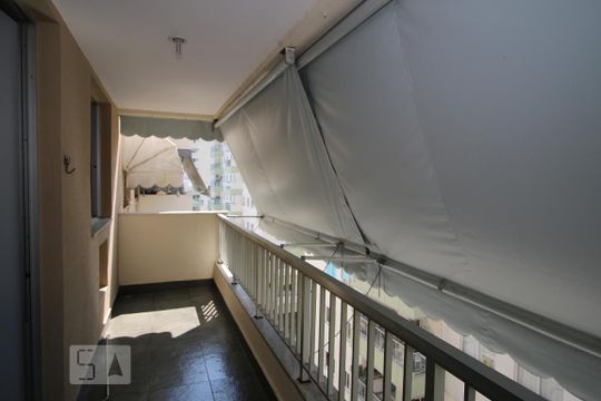Varanda de apartamento para alugar com 3 quartos, 140m² em Anil, Rio de Janeiro