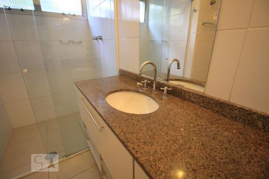 Pia de apartamento à venda com 3 quartos, 150m² em Vila Andrade, São Paulo