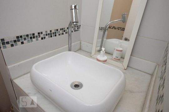 Banheiro de kitnet/studio à venda com 1 quarto, 29m² em Vila Buarque, São Paulo