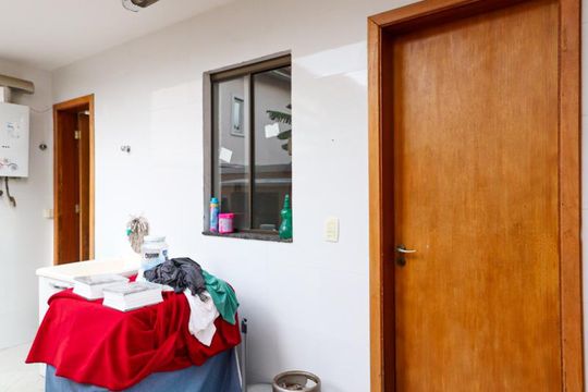 Área de serviço de casa para alugar com 4 quartos, 250m² em Vargem Pequena, Rio de Janeiro