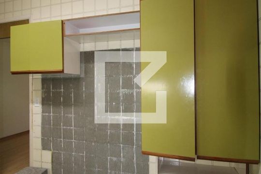 Cozinha de apartamento à venda com 3 quartos, 105m² em Cambuí, Campinas