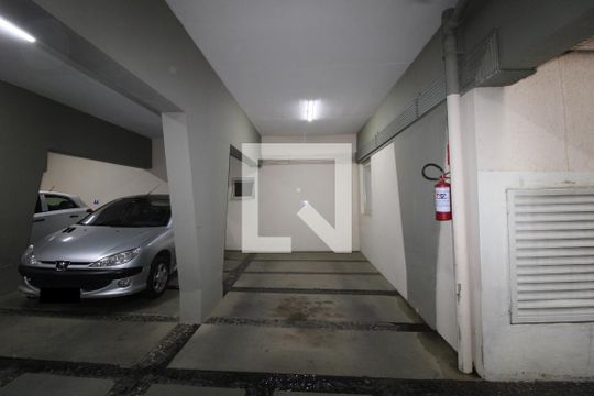 Vaga de Garagem de apartamento à venda com 3 quartos, 105m² em Cambuí, Campinas