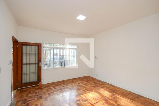 Casa à venda com 4 quartos, 200m² em Campo Belo, São Paulo
