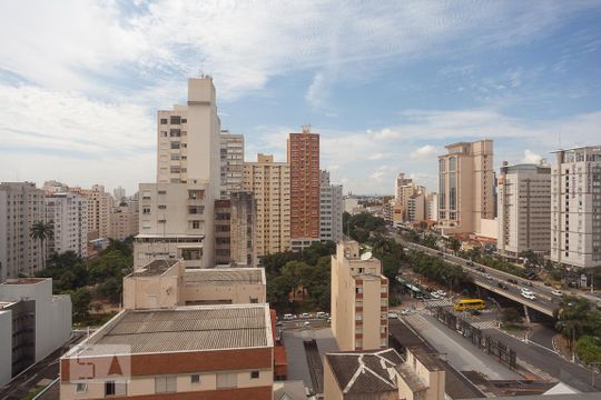Vista da sala de apartamento à venda com 1 quarto, 56m² em Centro, Campinas