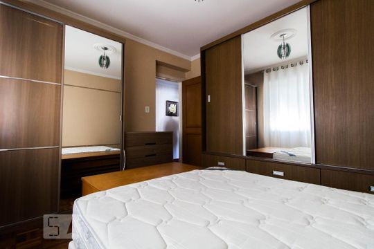 Quarto 2 de apartamento à venda com 2 quartos, 78m² em Menino Deus, Porto Alegre