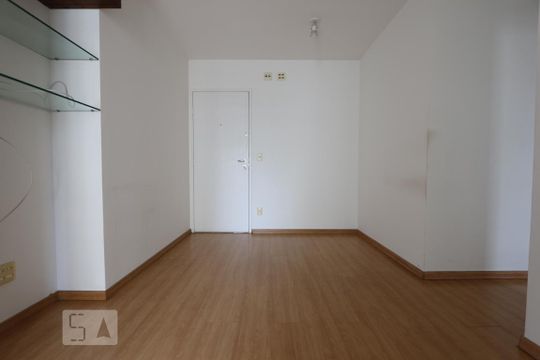 sala de apartamento para alugar com 1 quarto, 40m² em Super Quadra Morumbi, São Paulo