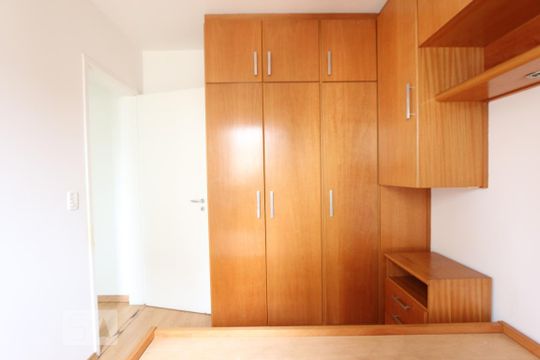 quarto de apartamento para alugar com 1 quarto, 40m² em Super Quadra Morumbi, São Paulo