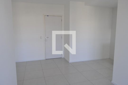 Sala/Cozinha de apartamento para alugar com 2 quartos, 60m² em Todos Os Santos, Rio de Janeiro
