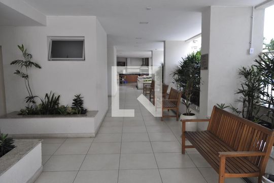 Área comum de apartamento para alugar com 2 quartos, 60m² em Todos Os Santos, Rio de Janeiro