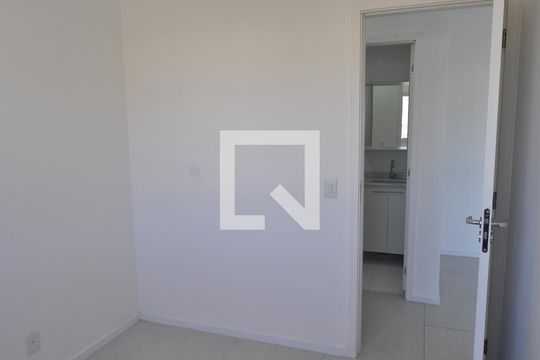 Quarto 1 de apartamento para alugar com 2 quartos, 60m² em Todos Os Santos, Rio de Janeiro