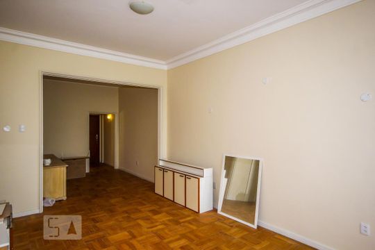 Sala de apartamento para alugar com 3 quartos, 113m² em Copacabana, Rio de Janeiro