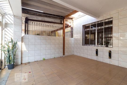 Garagem de casa à venda com 3 quartos, 125m² em Jardim Aeroporto, São Paulo
