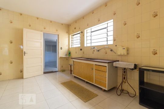 Cozinha de casa à venda com 3 quartos, 125m² em Jardim Aeroporto, São Paulo