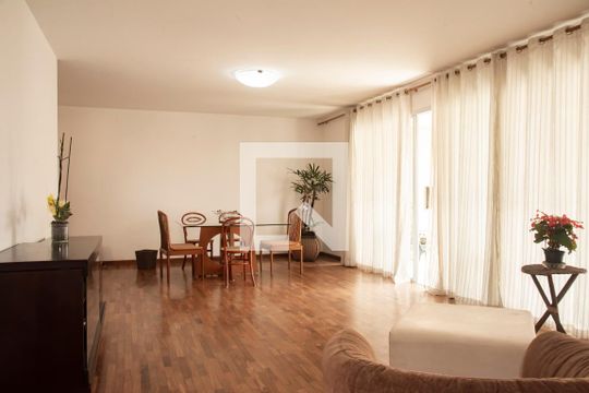 Sala de apartamento à venda com 3 quartos, 200m² em Planalto Paulista, São Paulo