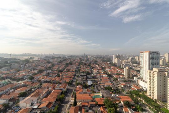 Vista - Dormitório de apartamento para alugar com 2 quartos, 76m² em Jardim Aeroporto, São Paulo