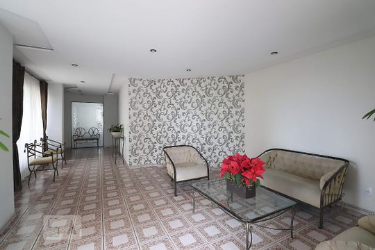 Hall social de apartamento à venda com 4 quartos, 300m² em Vila Bastos, Santo André