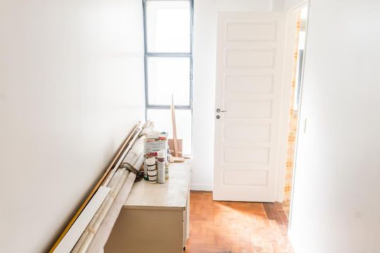 Quarto de Serviço de apartamento à venda com 3 quartos, 104m² em Petrópolis, Porto Alegre