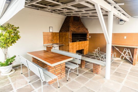 Churrasqueira de apartamento à venda com 3 quartos, 104m² em Petrópolis, Porto Alegre