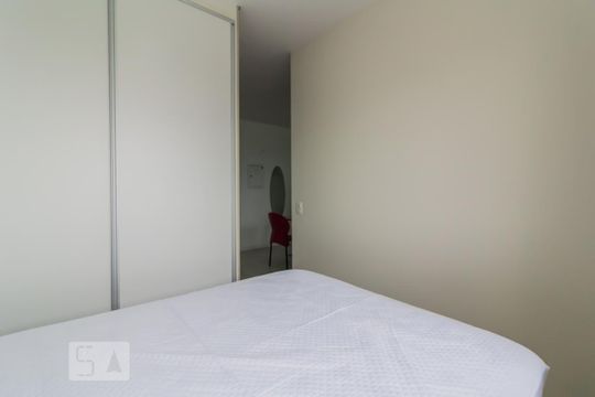 Quarto de kitnet/studio para alugar com 1 quarto, 30m² em Gopoúva, Guarulhos
