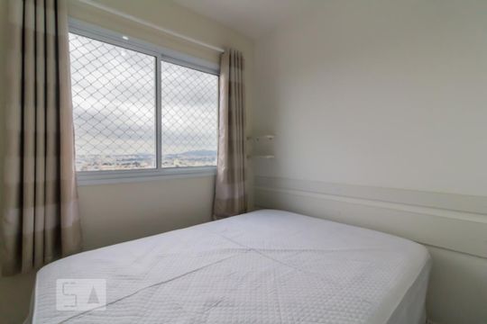 Quarto de kitnet/studio para alugar com 1 quarto, 30m² em Gopoúva, Guarulhos